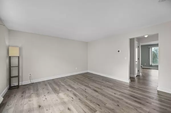 Fall River, MA 02720,74 Terri Marie Way #4