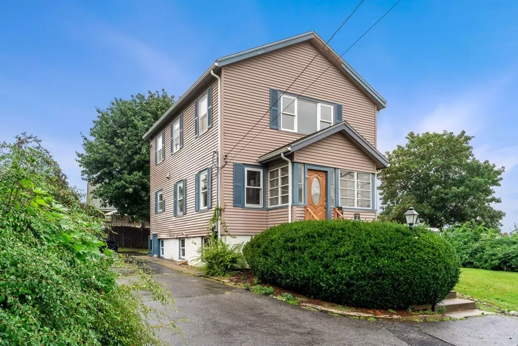 Nahant, MA 01908,69 Fox Hill Road