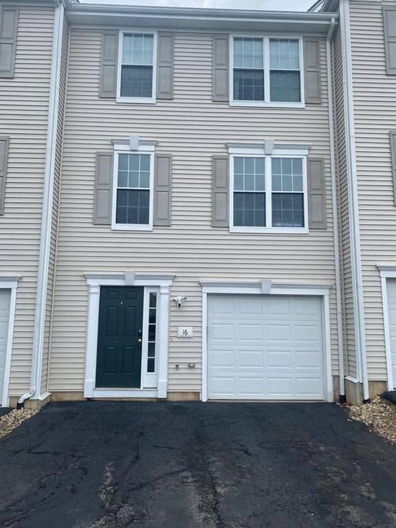 Grafton, MA 01560,16 Tulip Cir #16