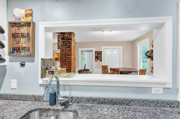 Huntington, MA 01050,34 Worthington Rd