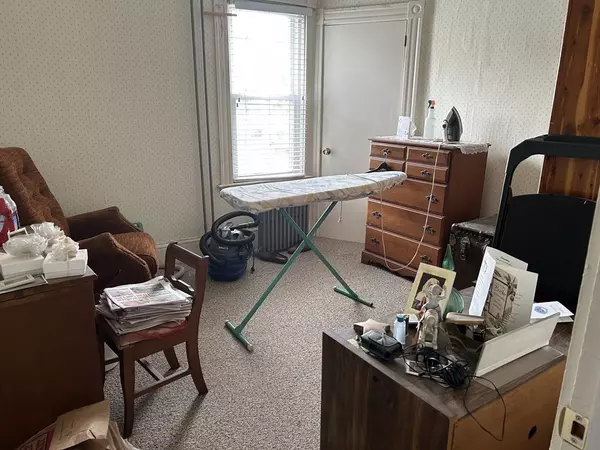 New Bedford, MA 02740,869 County Street