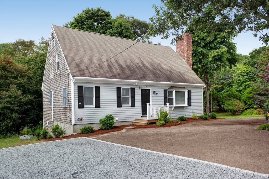 Falmouth, MA 02536,3 Muriel Lane