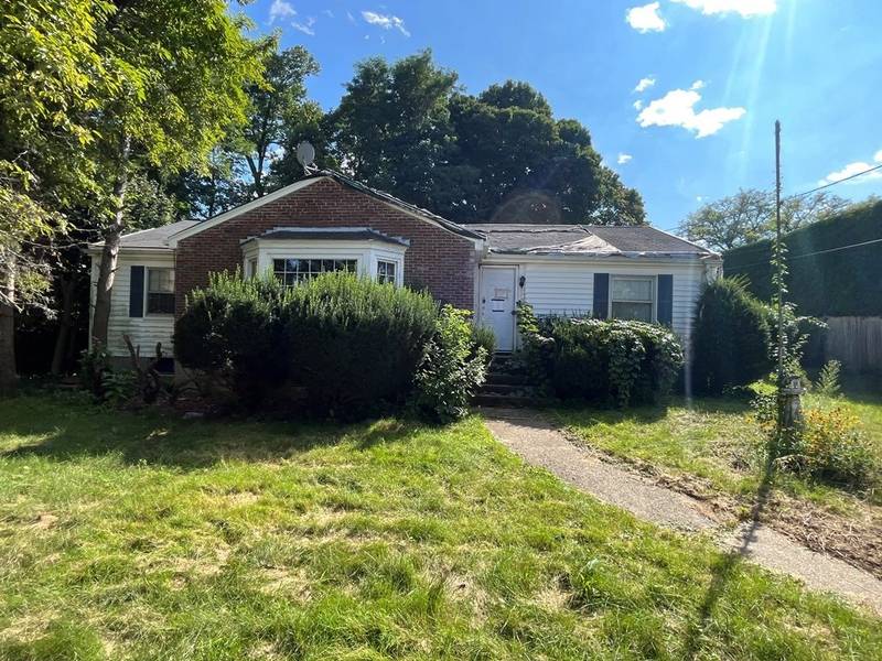 59 Farnum Rd, Waltham, MA 02453