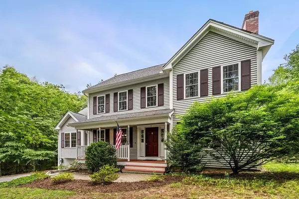 Brookline, NH 03033,13 Oak Hill Rd