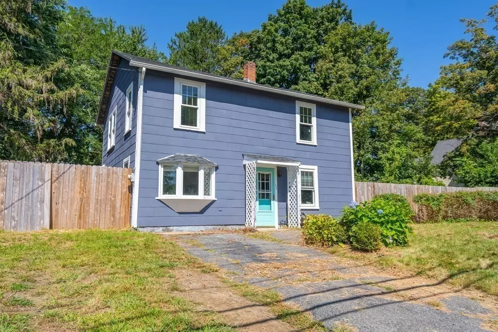 West Brookfield, MA 01585,63 Central St