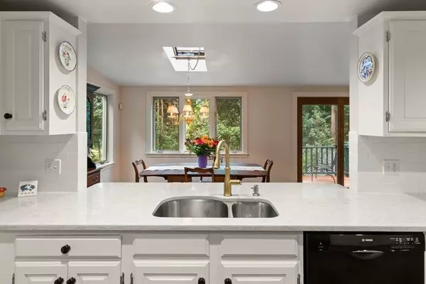 Hamilton, MA 01982,339 Bridge Street