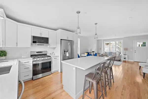 Pembroke, MA 02359,30 Old Washington Street #9