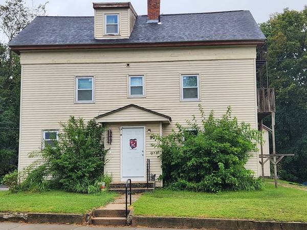 90 W River St, Orange, MA 01364