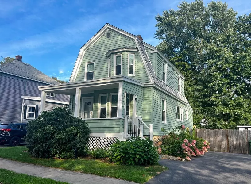 35 Wilmot St, Watertown, MA 02472