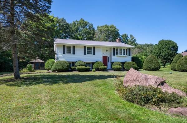 12 Middle Rd., Southampton, MA 01073