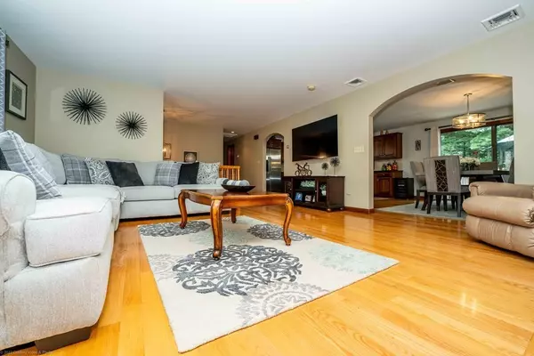 Acushnet, MA 02743,19 Beechwood Drive