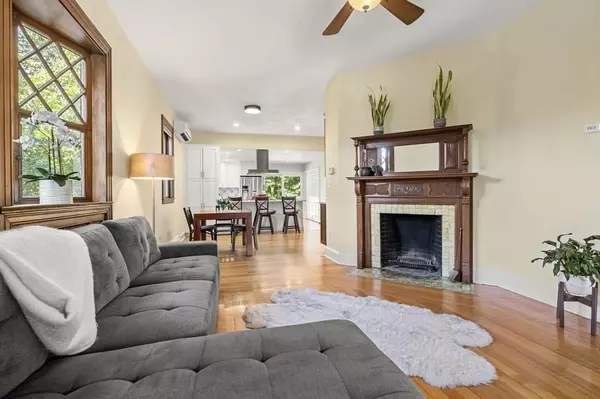 Newton, MA 02458,181 Cabot St #A