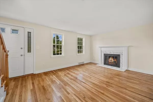 Randolph, MA 02368,4 Devine Rd