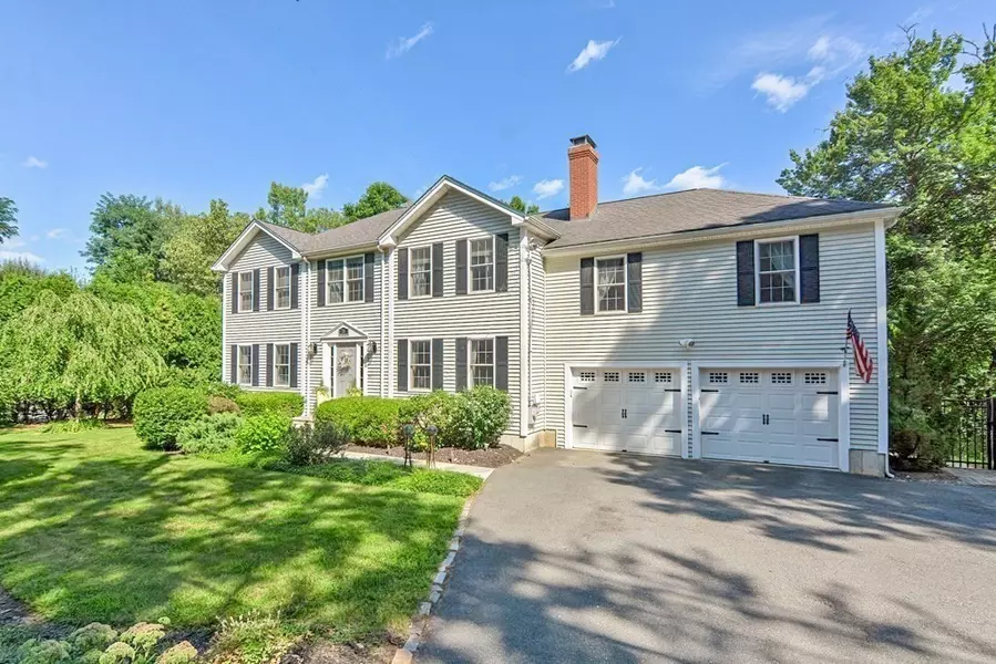 28 Beaver St, Milford, MA 01757