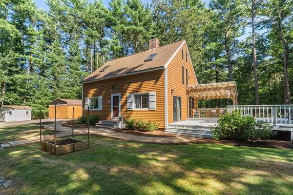 61 Common St, Norwell, MA 02061