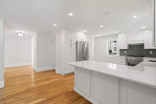 Marblehead, MA 01945,23 Abbot Street