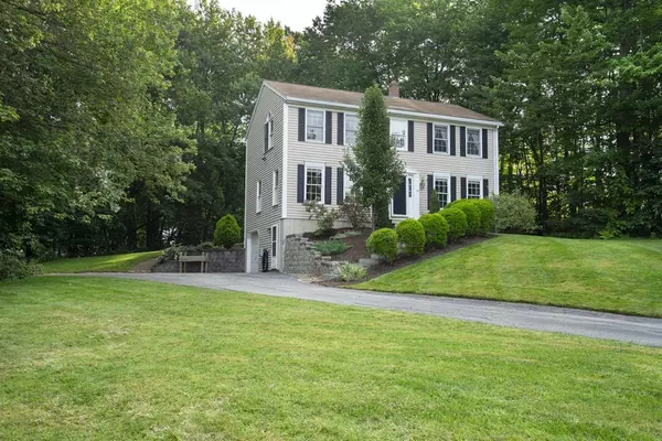 Clinton, MA 01510,10 Hillside Ave