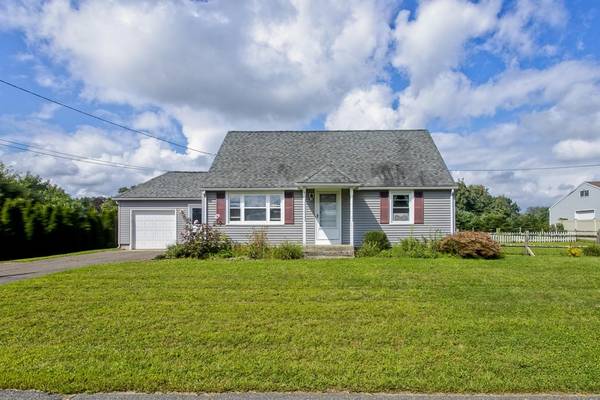 15 Victor St, Ludlow, MA 01056