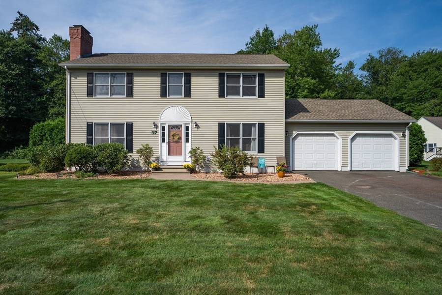 97 Avery St, East Longmeadow, MA 01028