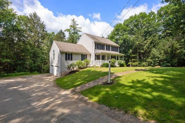 52 Barre Rd, Hubbardston, MA 01452