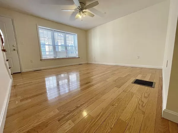 Brockton, MA 02301,216 W Elm St #7