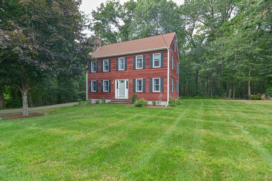 22 Strawstone Lane, Norton, MA 02766