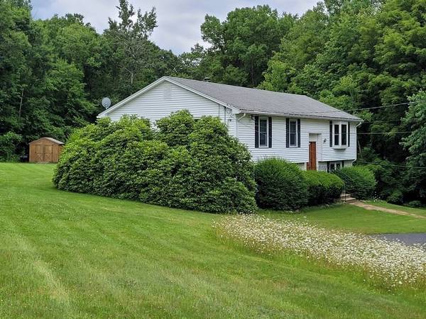 56 Town Farm Rd, Brookfield, MA 01506