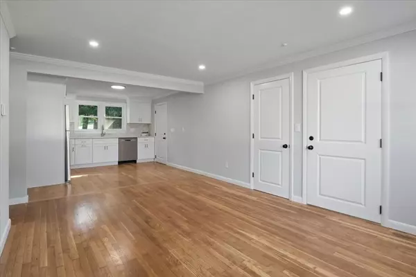 Randolph, MA 02368,6 Michael Rd