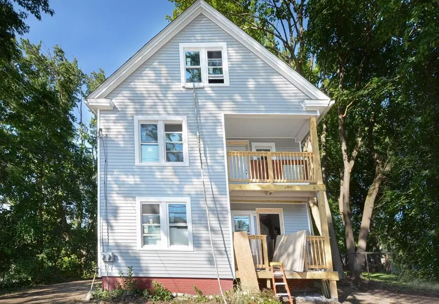 445 Main St, Oxford, MA 01540