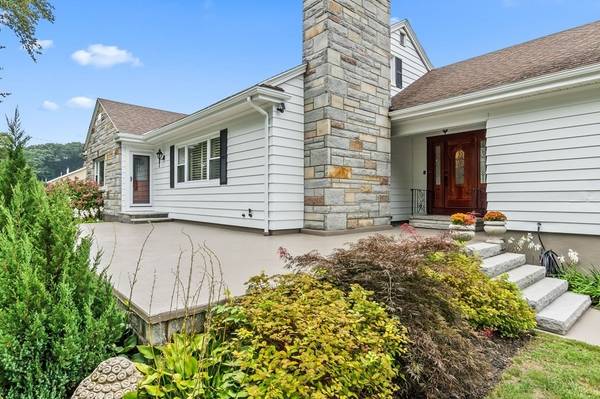 Danvers, MA 01923,4 Foster St