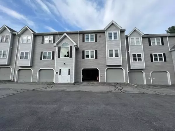 74 Tennis Plaza Road #31, Dracut, MA 01826