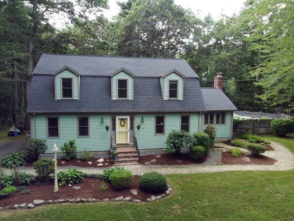 81 Kingman Street, Lakeville, MA 02347