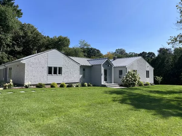 18 Shady Hill Rd, Weston, MA 02493