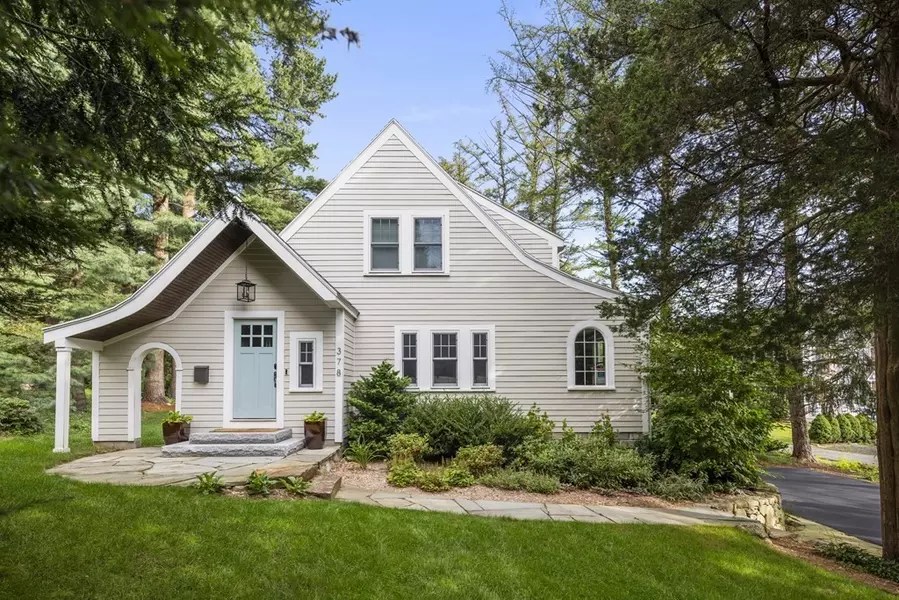 378 Main Street, Lynnfield, MA 01940