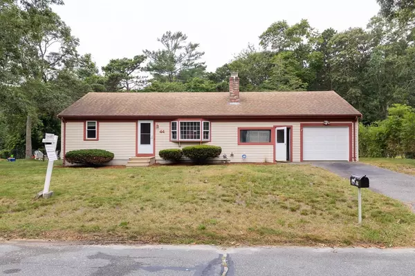 44 Uncle Willies Way, Barnstable, MA 02601