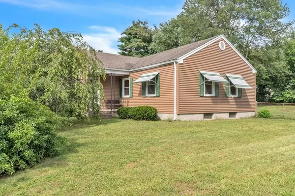 31 Meadowlark Lane, Springfield, MA 01119