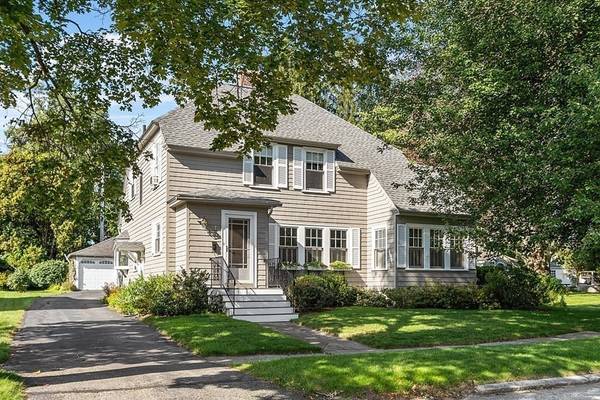 37 Bradstreet Rd, North Andover, MA 01845