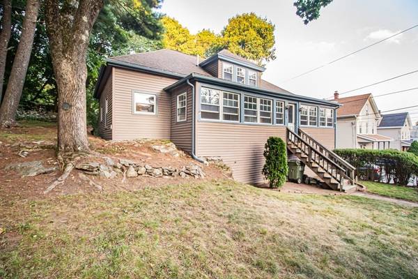 36 Grove St, Spencer, MA 01562