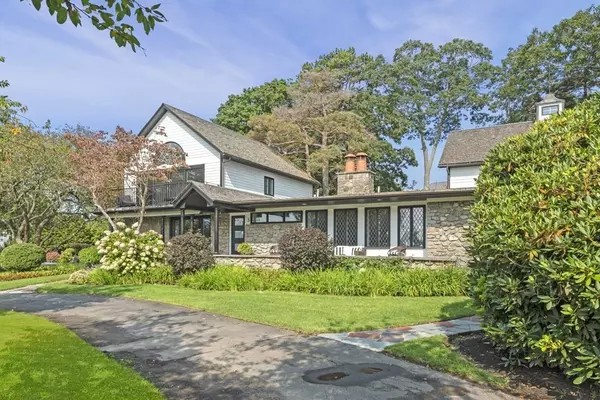 3 Williams Ter, Swampscott, MA 01907