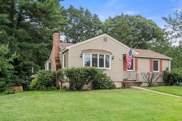 24 Lindor Road, North Reading, MA 01864