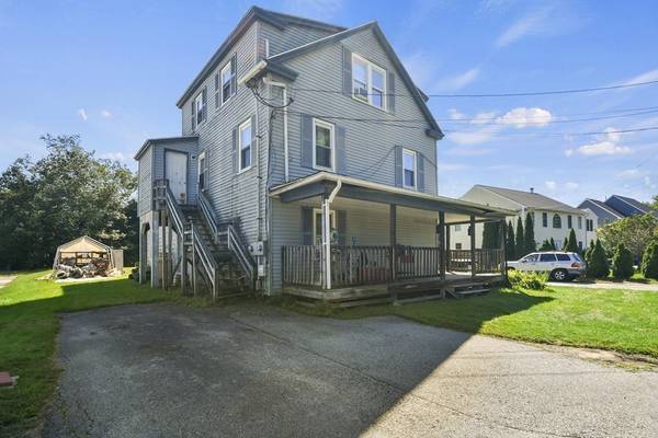 7 Pine Street, Oxford, MA 01540