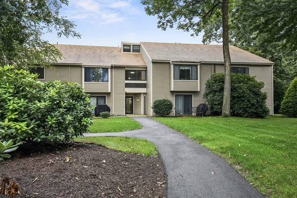 5 Thayer Pond Dr #3, Oxford, MA 01537