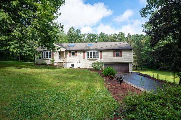 104 Ball Hill Rd, Princeton, MA 01541