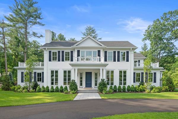 60 Livingston Rd, Wellesley, MA 02482