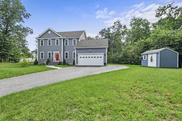 6 Kieronski Court, Uxbridge, MA 01569