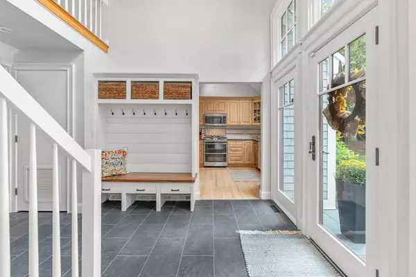 Mashpee, MA 02649,35 Hook Drive