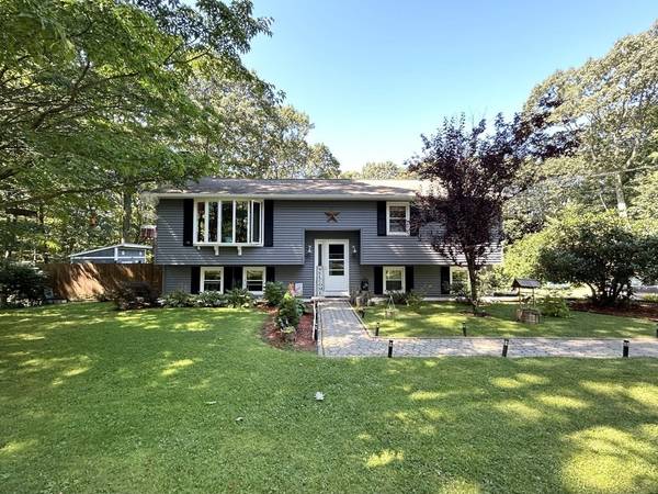 15 Donnelly Cross Rd, Spencer, MA 01562