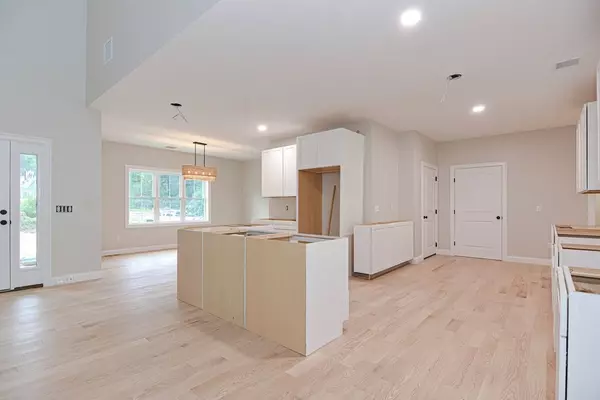 Townsend, MA 01474,110 West Meadow