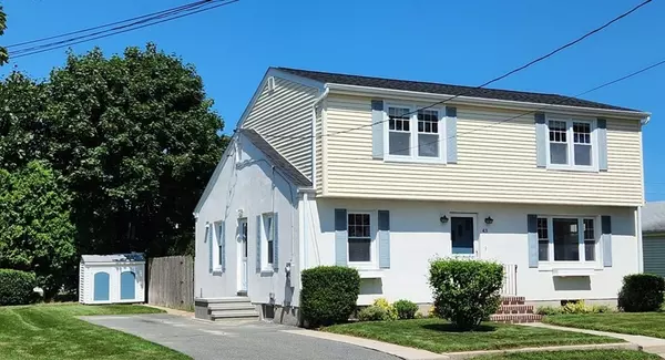 43 Rutland St, New Bedford, MA 02745