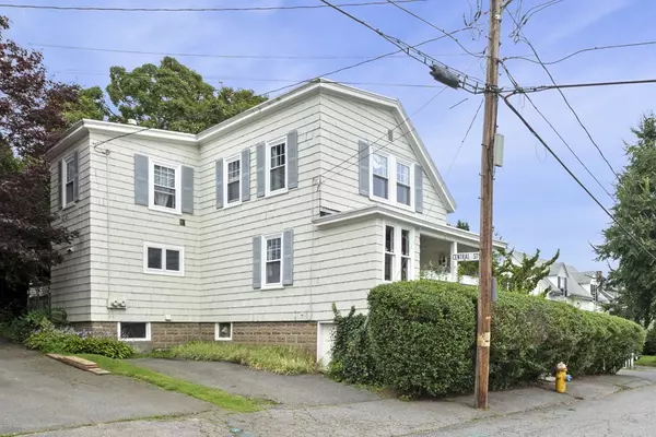 Marblehead, MA 01945,7 Cottage Street